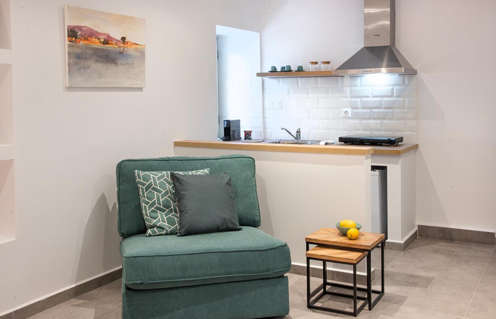 Chora Aegina'S Apartments Extérieur photo